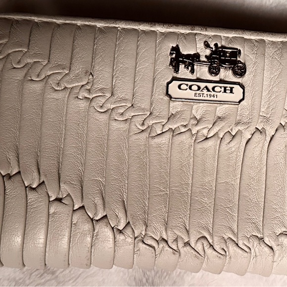 LOW START COACH Madison Sophia pleated leather satchel purse & wallet set - Picture 8 of 13